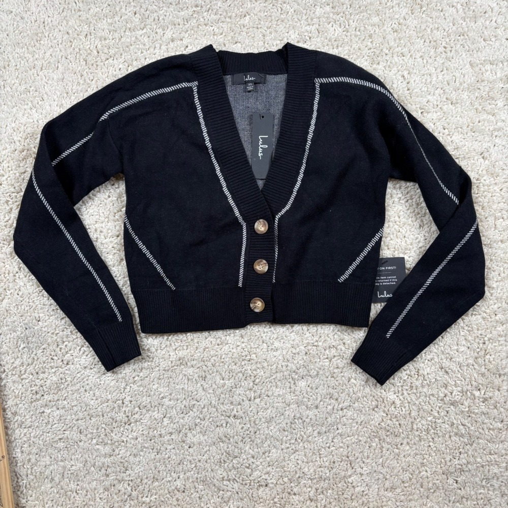 Lulus Black Knit Cropped Cardigan Sweater‎ V Neck Button Front XS White Stitch